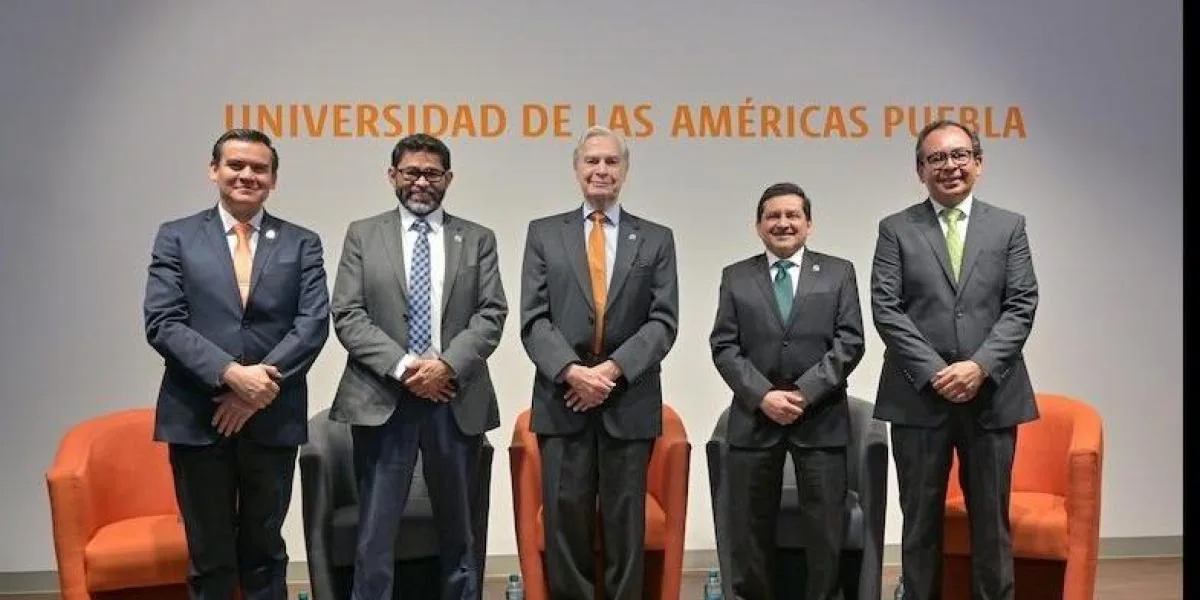 UDLAP busca reciclar el 100% del agua en foro sobre crisis hídrica