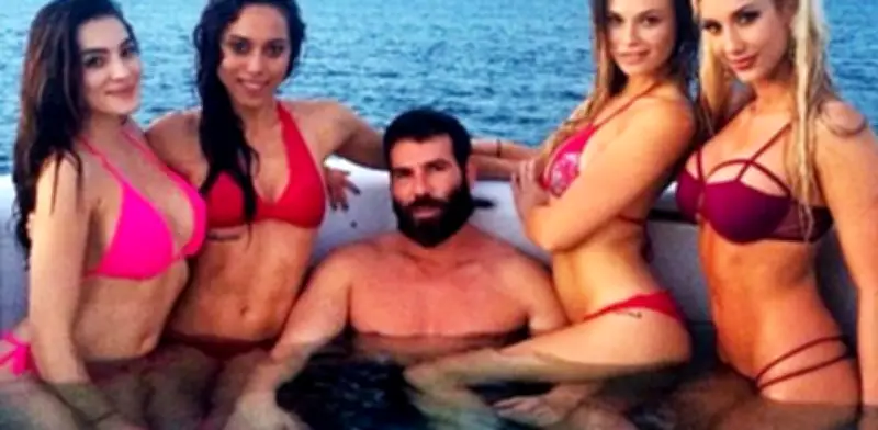 Veterano condecorado critica a Dan Bilzerian por reacción en tiroteo de Las Vegas