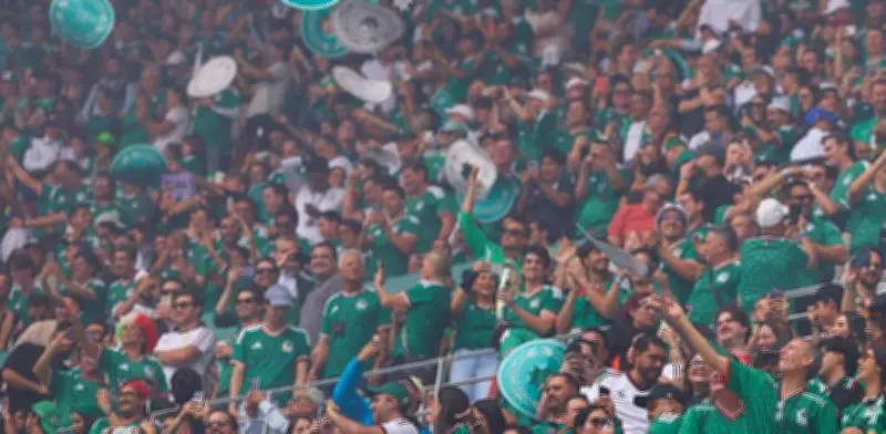 Video de aficionado levantándose de silla de ruedas en Estadio CDMX causa polémica