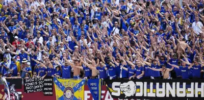 Bosnios invaden Toronto: una lección de pasión futbolera en el Mundial 2026