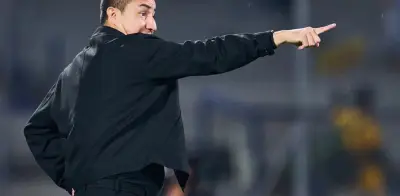 Efraín Juárez rompe el silencio desde Europa tras polémica salida de Pumas