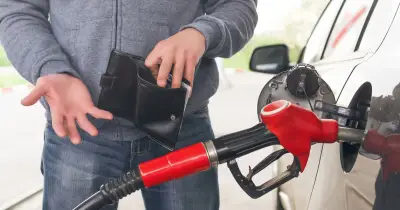 Gasolineras pequeñas operan con pérdidas por bajos márgenes y topes de precio