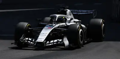 GP Austria FP1: Antonelli lidera, Checo Pérez se queda 21 por falla