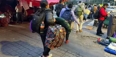 Maestros de la CNTE y CETEG levantan plantón del Zócalo para reorganizarse