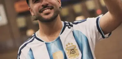 Messi escucha 'La cuarta estrella': el hit creado por Palmito para Argentina en el Mundial 2026