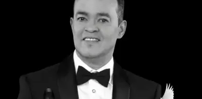 Muere Alex Bueno, ícono del merengue y la bachata, a los 62 años en Nueva York