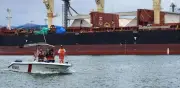 Alerta en Colima por grave derrame de combustible en Bahía de Manzanillo