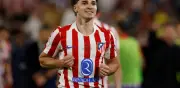 Atlético de Madrid denuncia al Barcelona ante FIFA por Julián Álvarez