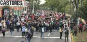 CNTE amenaza con llegar al estadio hoy, mañana o pasado pese a operativo