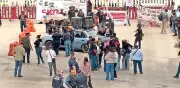 CNTE bloquea garita fronteriza más transitada del mundo en Tijuana