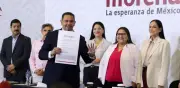 Cruz Pérez Cuéllar formaliza registro como aspirante de Morena en Chihuahua