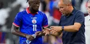 FIFA modifica playera de Haití por considerarla política