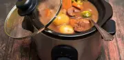 Guía completa de la olla de cocción lenta: qué es, cómo funciona y recetas