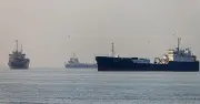 Irán cierra el estrecho de Ormuz; EU mantiene vigilancia militar
