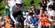 Isaac del Toro vuelve a la competencia tras lesión en Tour Auvergne-Rhône-Alpes