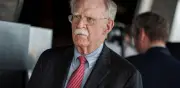 John Bolton se declara culpable por información clasificada