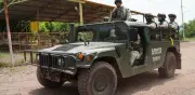 Nuevas explosiones en Apatzingán: campesino y militar heridos por narcominas
