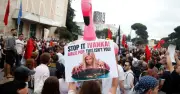 Protestas en Albania contra proyecto turístico de Ivanka Trump y Jared Kushner
