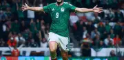 Raúl Jiménez firma nuevo contrato con Wolves por dos años en Championship