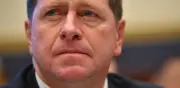 Trump designa a Jay Clayton como nuevo jefe de inteligencia nacional