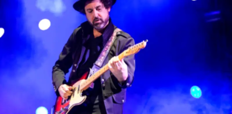 Alejandro Marcovich sale del hospital tras coma; su esposa dice que 'tiene ganas de vivir'