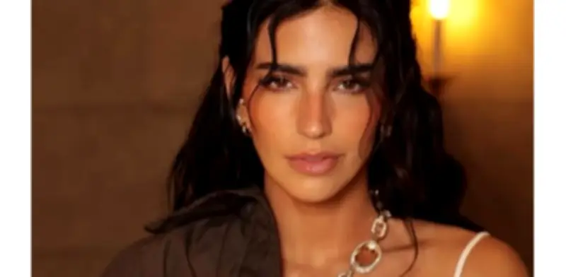 Bárbara de Regil critica serenata de aficionados mexicanos a Ecuador