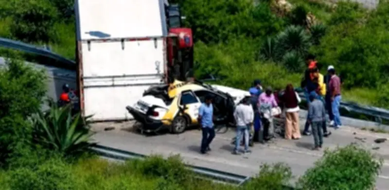 Carambola en Hidalgo deja tres lesionados en el Corredor de la Montaña