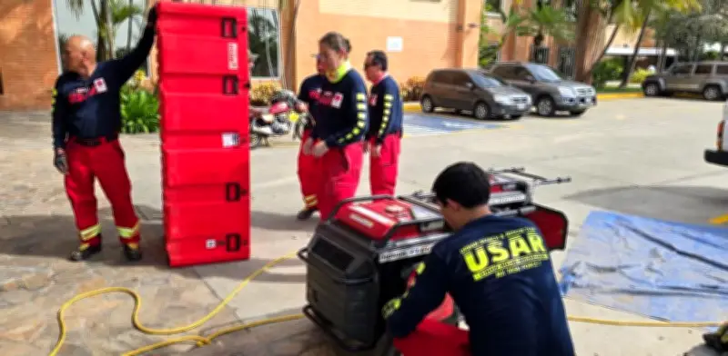 Equipo USAR de Cruz Roja Mexicana continúa operaciones en Playa Los Cocos