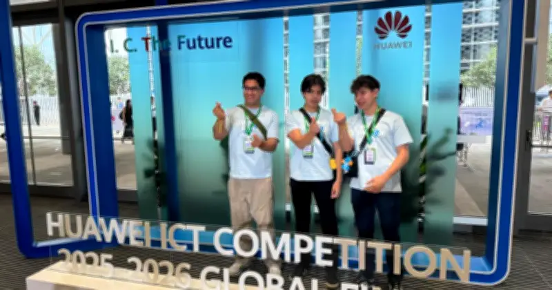 Estudiantes mexicanos ganan en China con robot que detecta plagas en tomate