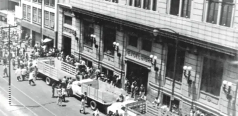 Excelsior: auge cooperativista y crisis de 1976 que marcó su historia