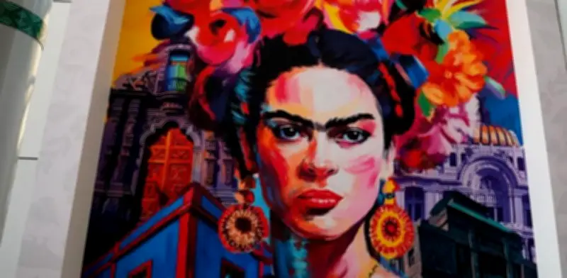 Frida Kahlo llega al AIFA: el arte transforma la espera en el aeropuerto