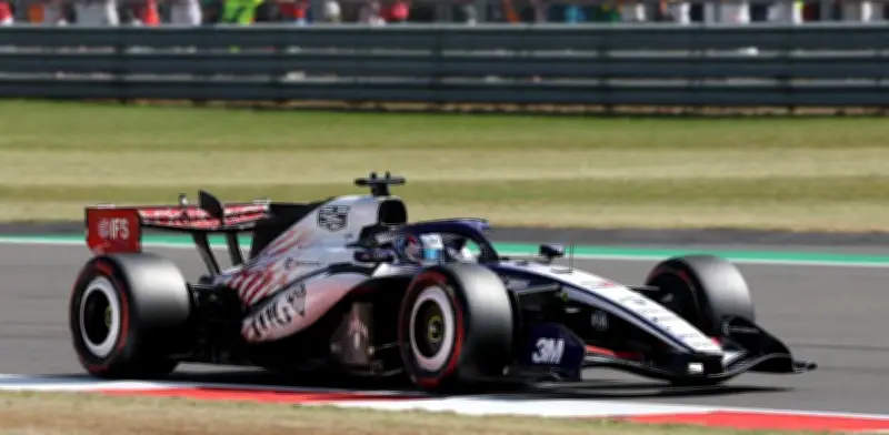 GP de Gran Bretaña: Checo Pérez remonta en Silverstone y encuentra mejoras en Cadillac