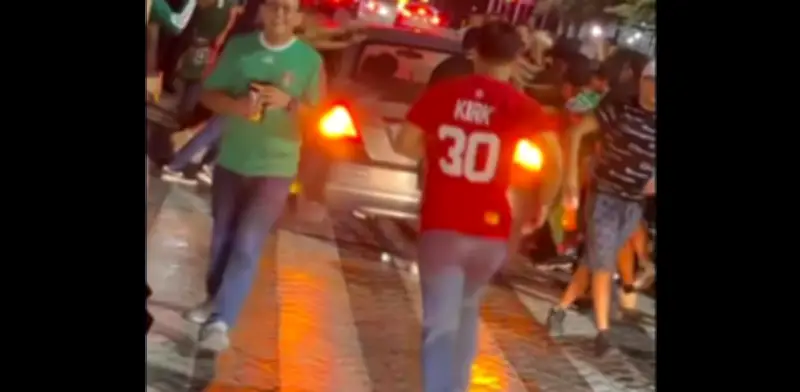 Investigan a influencer "ProdbyCalvo" por dañar patrulla en festejos del Mundial 2026