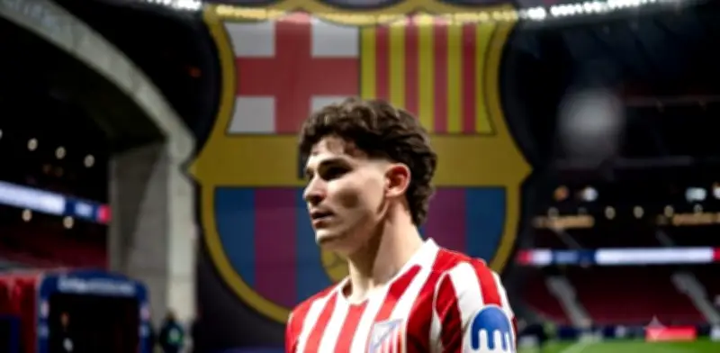 Laporta avisa al Atlético: Julián Álvarez quiere ir al Barcelona