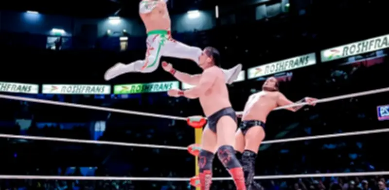 Místico y Máscara Dorada defienden el Campeonato Mundial de Parejas de ROH ante los Hermanos Chávez