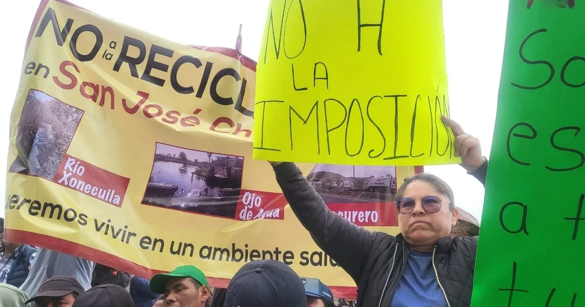 Protestan en San José Chiapa contra recicladora ante Sheinbaum