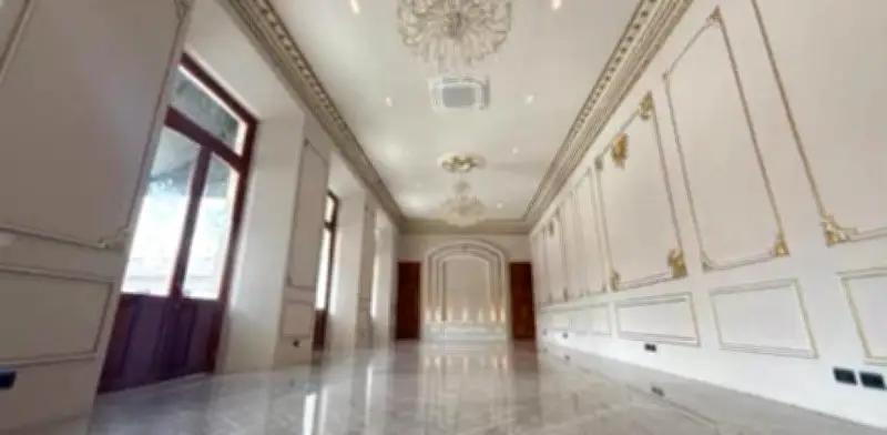 Rocío Nahle convierte Palacio de Gobierno de Veracruz en lujoso palacio de mármol