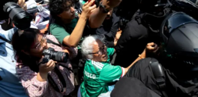 SSC investiga agresión a madres buscadoras en protesta de la CDMX