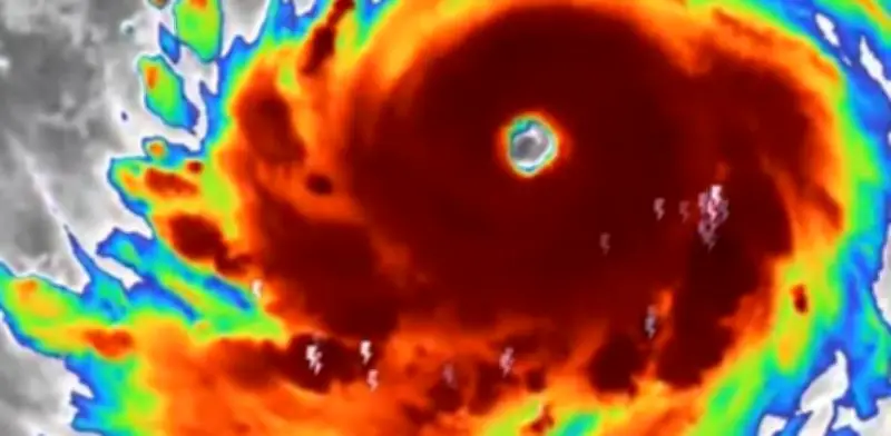 Supertifón Bavi amenaza Guam e Islas Marianas del Norte con vientos de 259 km/h