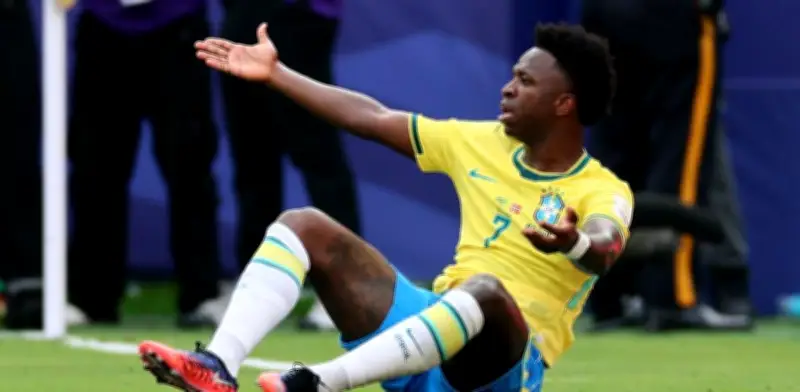 Vinícius Jr revela por qué Bruno Guimarães lanzó el penal que falló en el Mundial 2026
