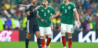 Johan Vásquez y César Montes: la amistad detrás de la mejor defensa del Mundial