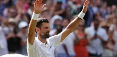 Novak Djokovic supera a Federer y avanza a cuartos en Wimbledon
