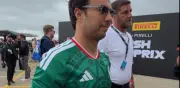 Checo Pérez llega a Silverstone con playera de México en apoyo a la Selección