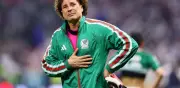 Guillermo Ochoa rompe en llanto y anuncia su retiro tras eliminación de México en Mundial 2026
