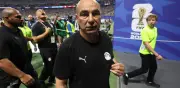Hossam Hassan escupe a aficionados tras provocación con bandera de Israel en Mundial 2026