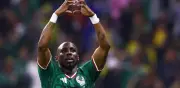 Julián Quiñones anota su tercer gol en Mundiales y queda a uno del récord de México