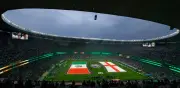 Lluvia cancela sobrevuelo de Bandera Monumental antes de México vs Inglaterra