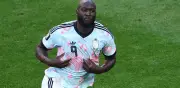 Lukaku provoca polémica con festejo burlándose de Trump tras eliminar a EU