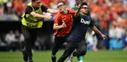 Multa de $43,000 o 12 meses de cárcel por invadir cancha en Mundial 2026