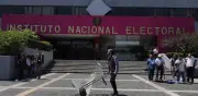 Partido Paz y Somos México reciben oficinas en el INE